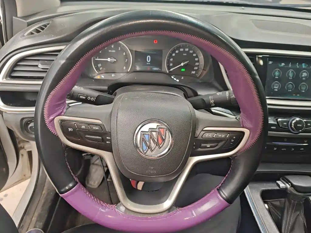 Buick Excelle — миниатюра 11