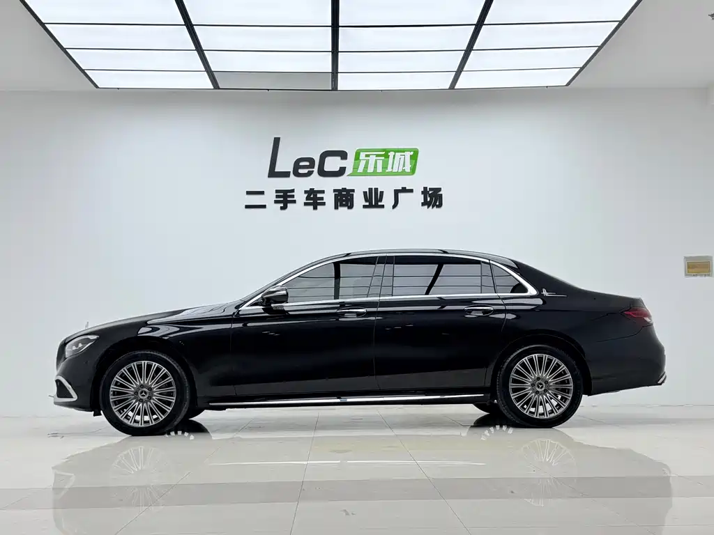 Mercedes-Benz E-Class — миниатюра 15