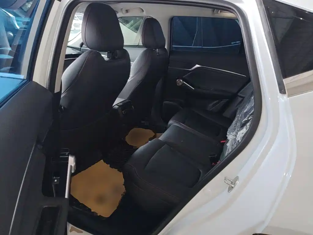 GAC Motor Shadow Cool — миниатюра 16