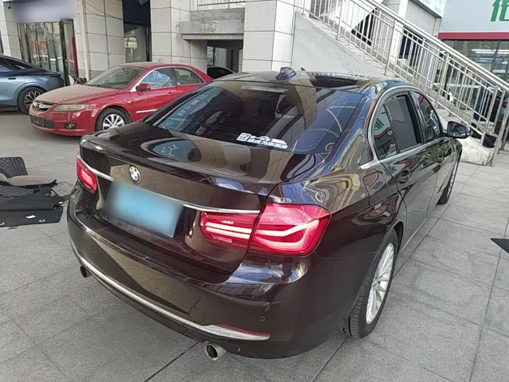 BMW 3 Series — миниатюра 7