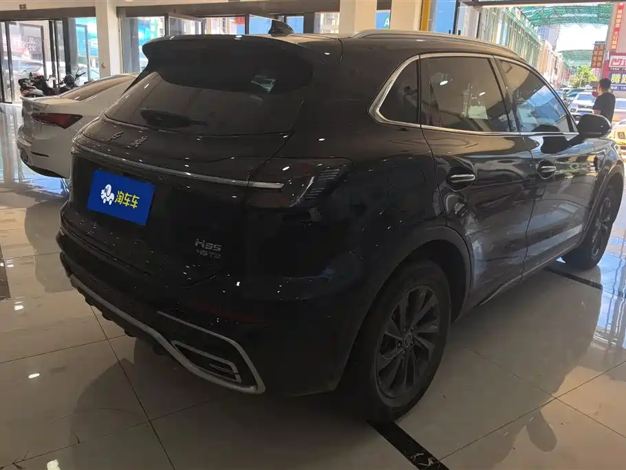 Hongqi HS5 2025 2.0T