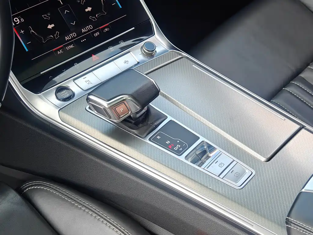 Audi A6L — миниатюра 19