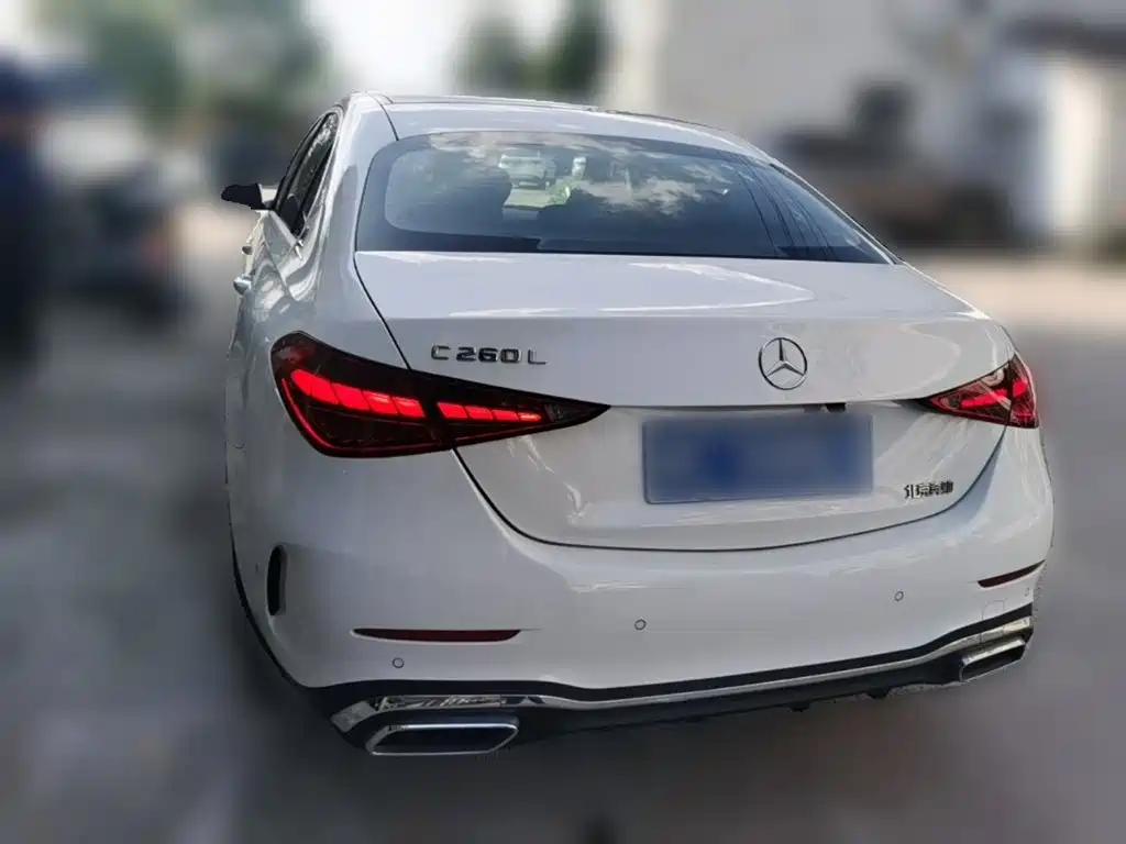 Mercedes-Benz C-Class — миниатюра 7