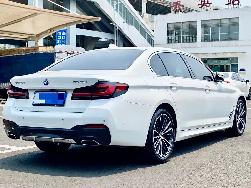 BMW 5 Series 5 2022 530Li Lead M Sport