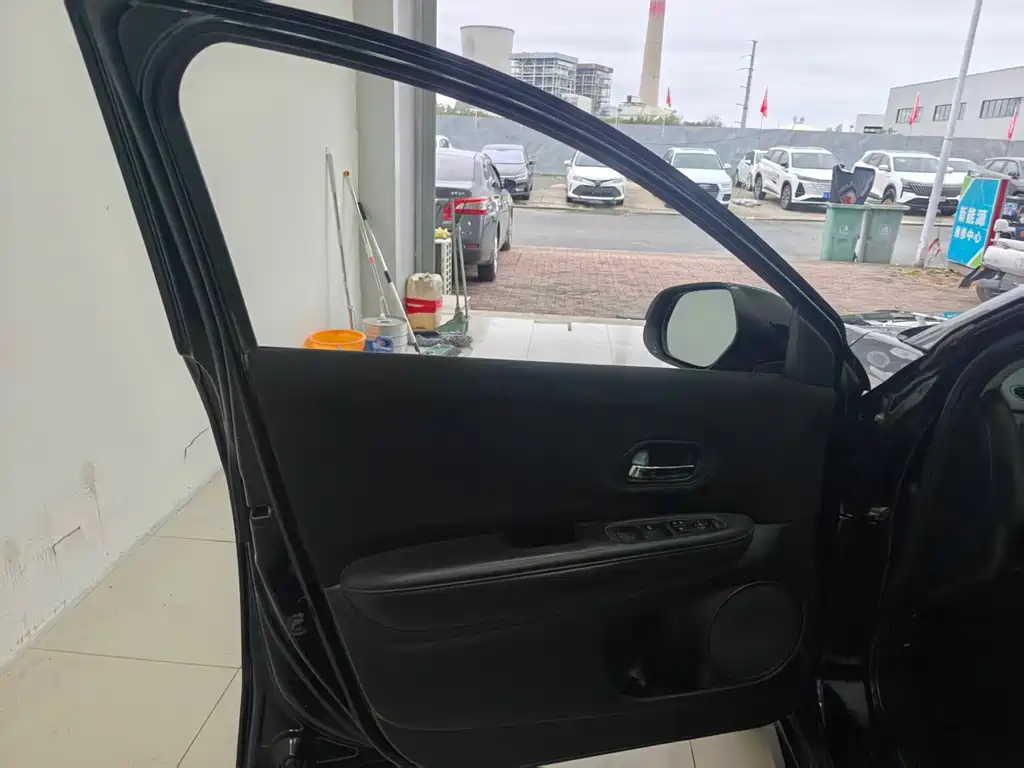 Honda Vezel — миниатюра 4