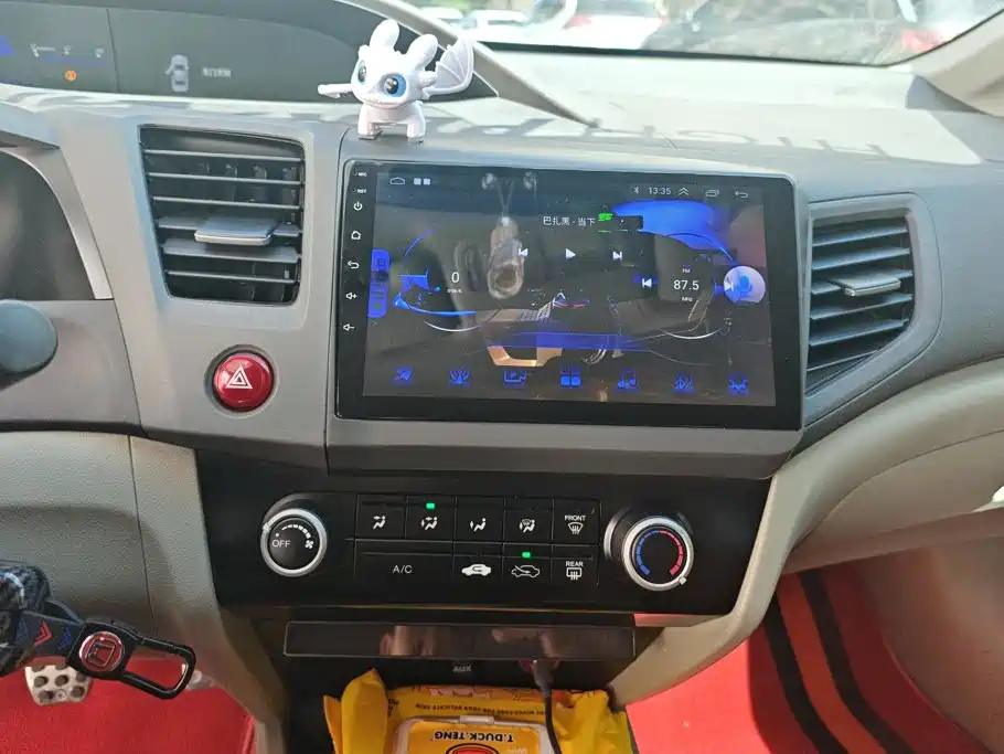 Honda Civic — миниатюра 13