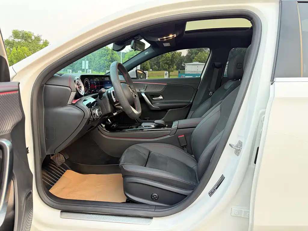 Mercedes-Benz A-Class — миниатюра 5