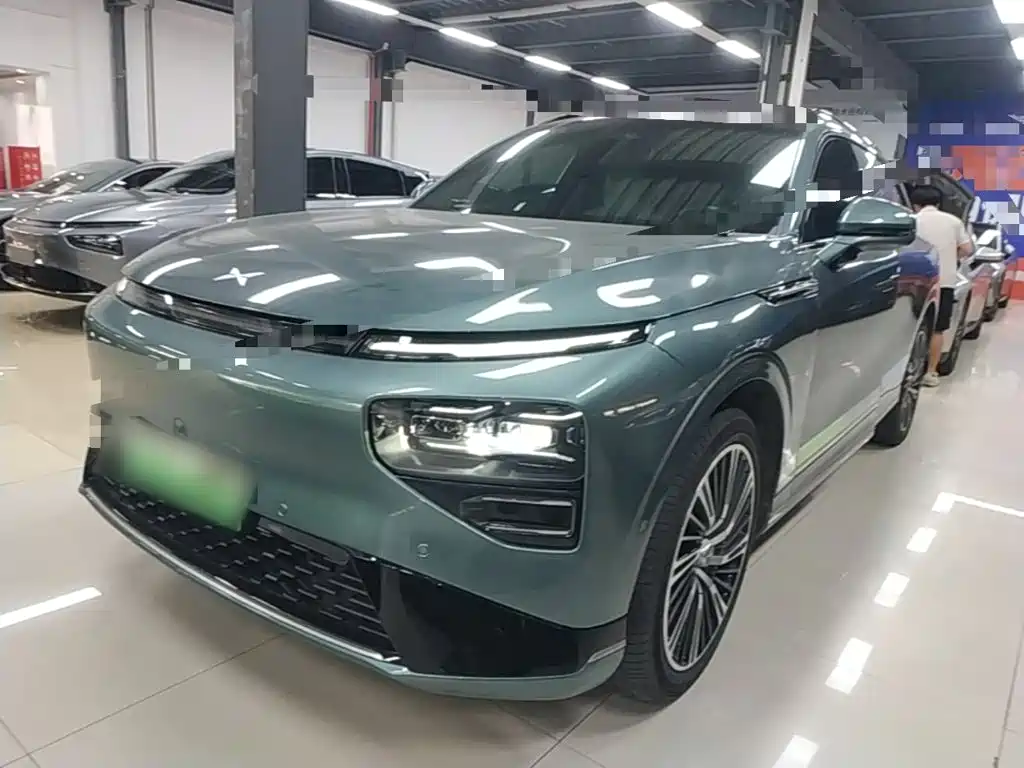 XPeng G9 — миниатюра 2
