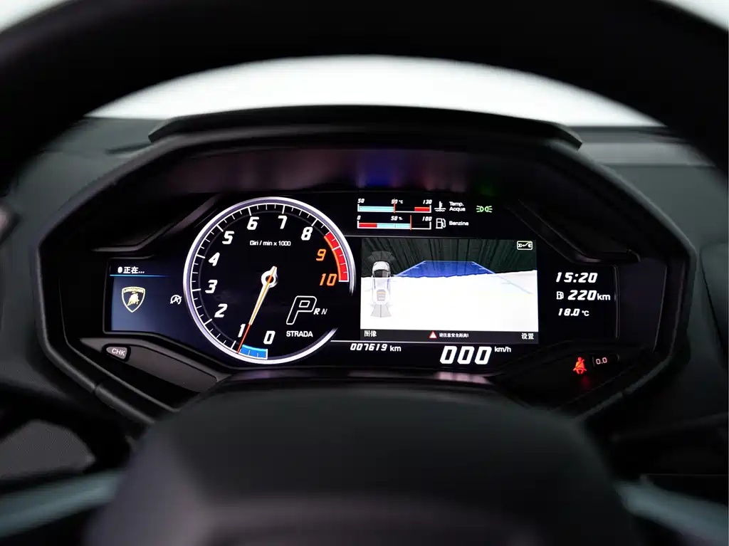 LAMBORGHINI HURACÁN