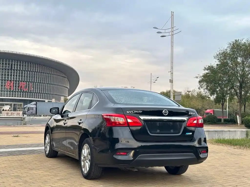 Nissan Sylphy — миниатюра 6