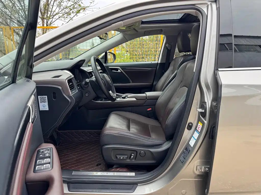Lexus RX — миниатюра 4