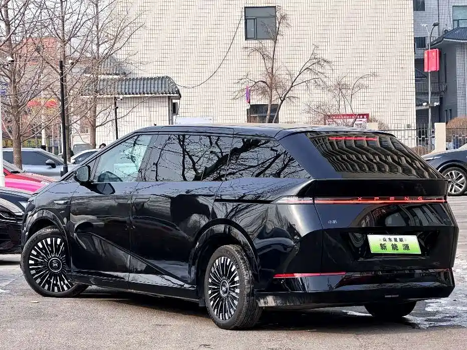 XIAOPENG X9