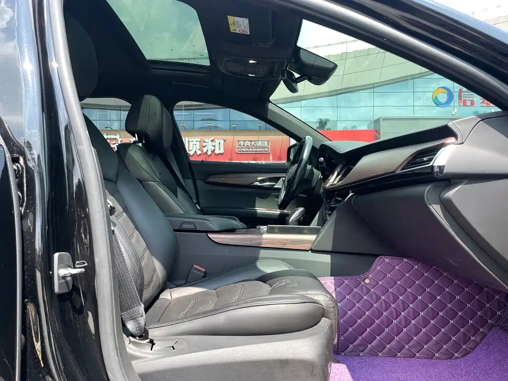 Cadillac CT6 — миниатюра 12