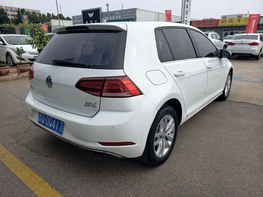 Volkswagen Golf — миниатюра 8