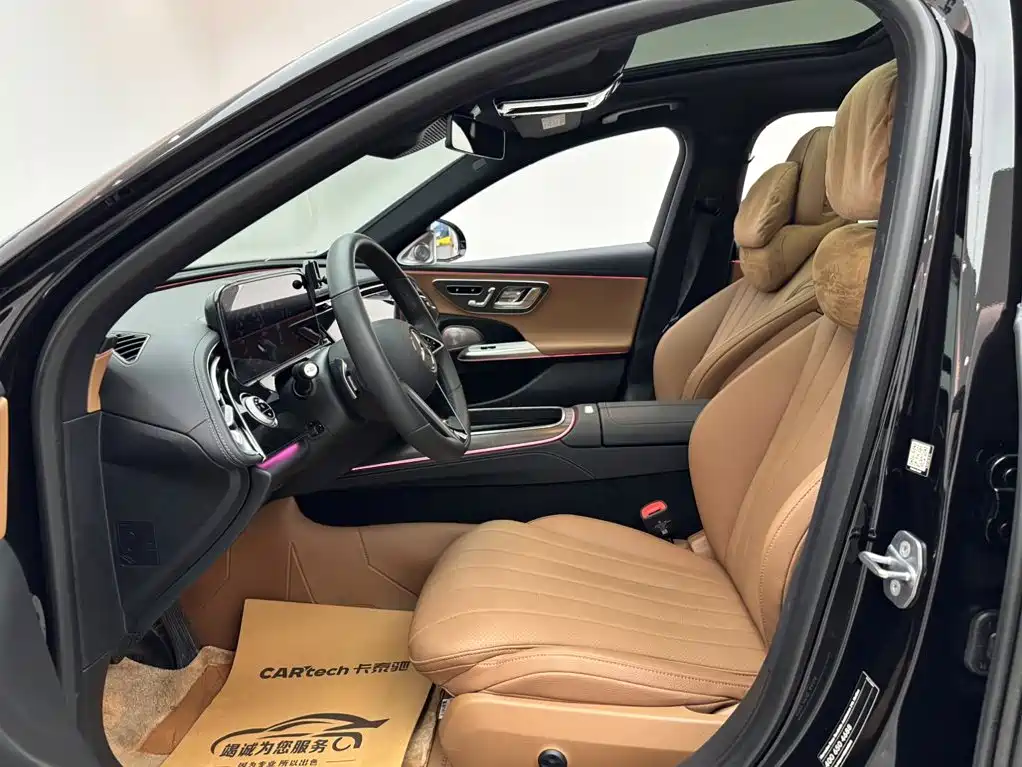 Mercedes-Benz E-Class — миниатюра 8