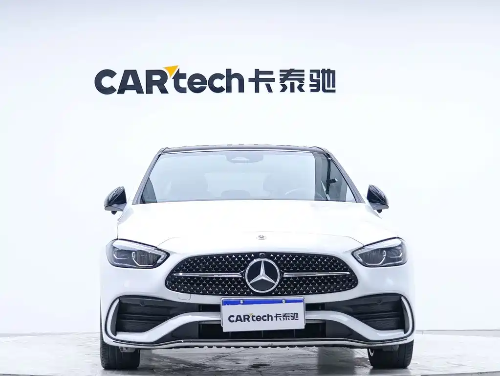 Mercedes-Benz C-Class — миниатюра 6