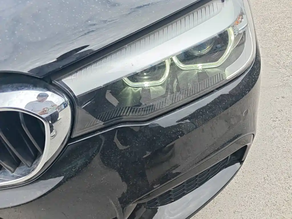 BMW 5 Series — миниатюра 24