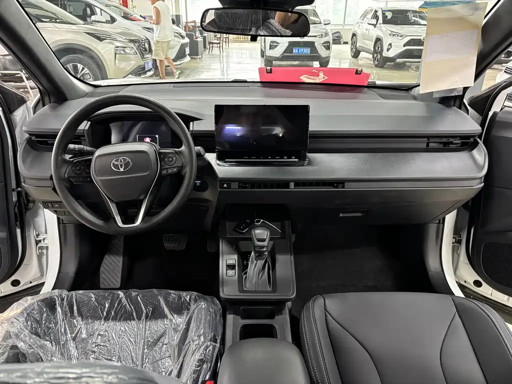 Toyota Frontlander 2026 2.0L Lead PLUS