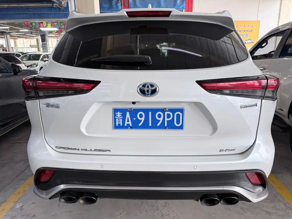 Toyota Crown Kluger — миниатюра 18