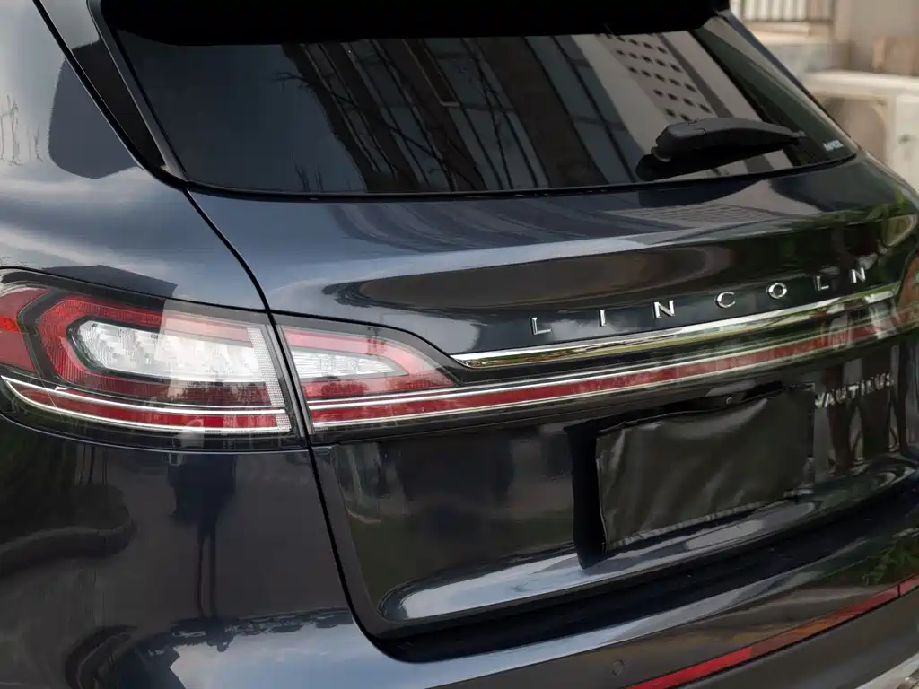 Lincoln Nautilus 2021 2.0T Premium