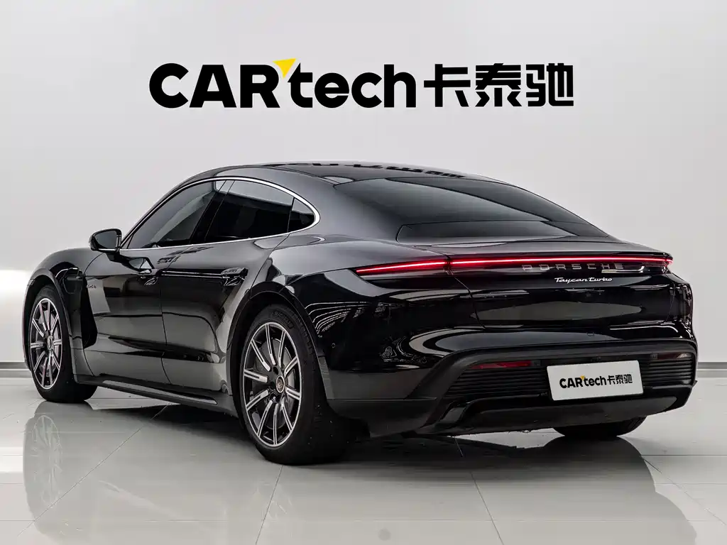 Porsche Taycan — миниатюра 6