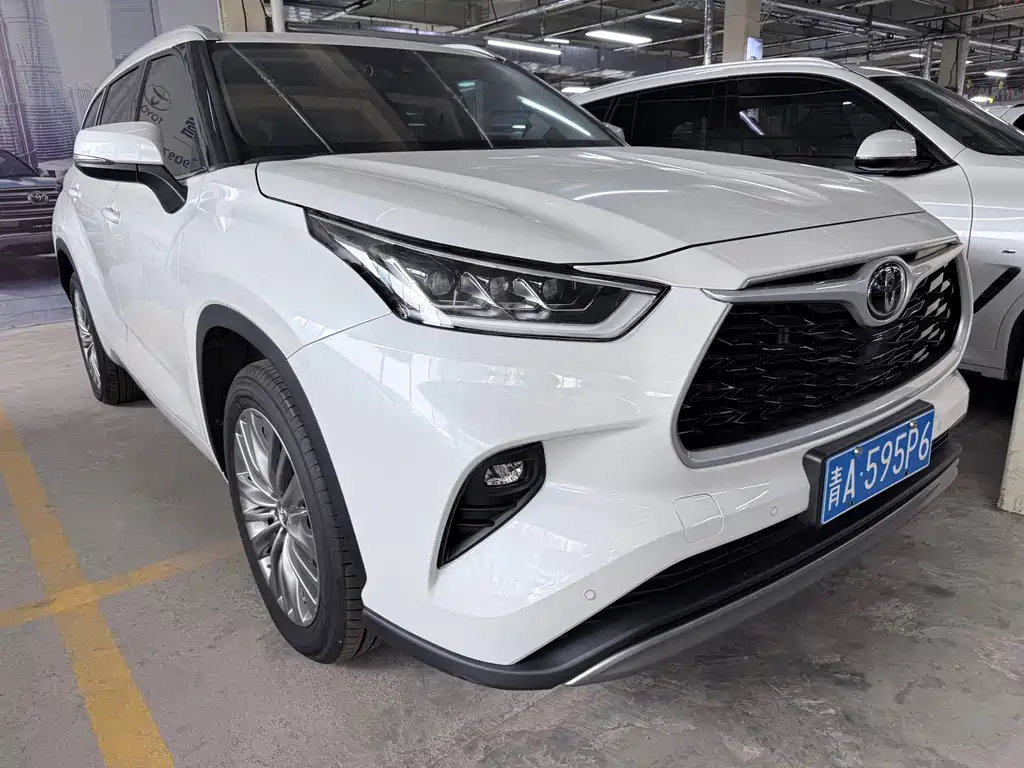 Toyota Highlander — миниатюра 3