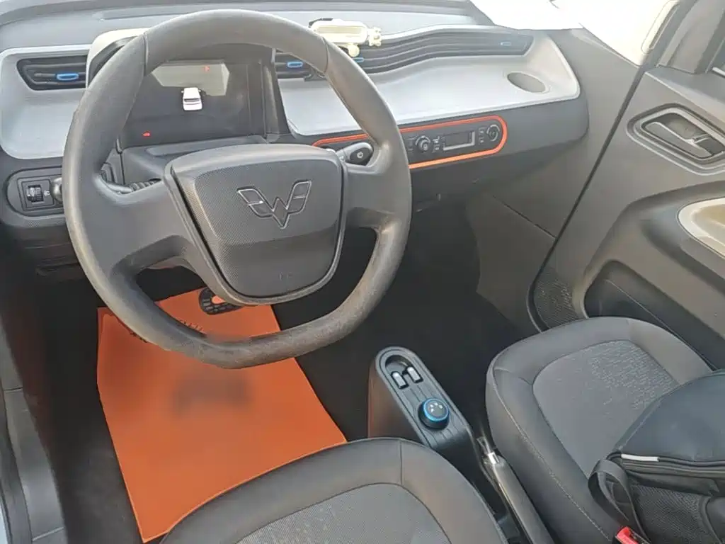 Wuling MINIEV — миниатюра 10