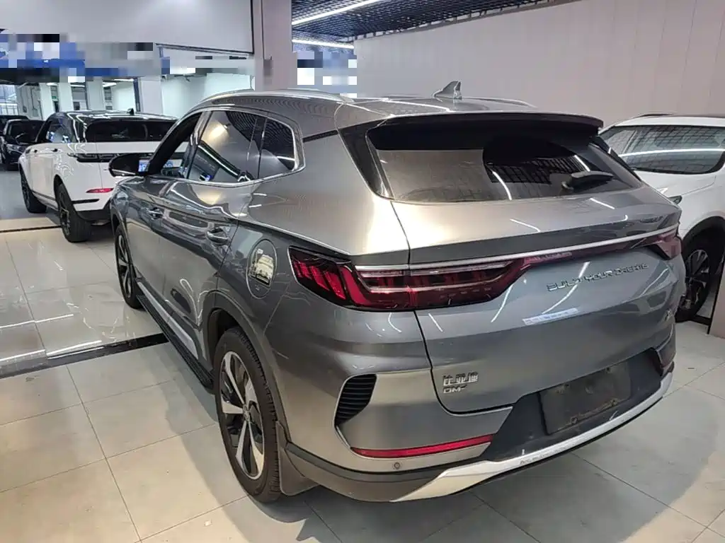 BYD Song Plus DM-i 2021 — фото 4
