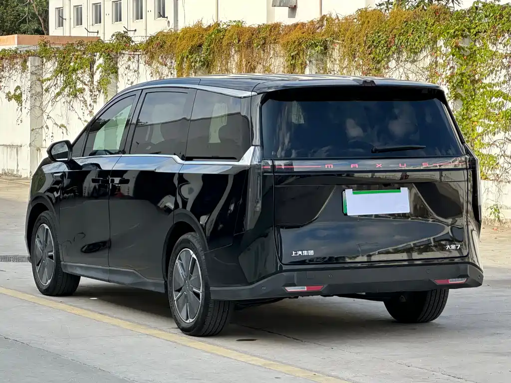 SAIC MAXUS EVERYONE 7