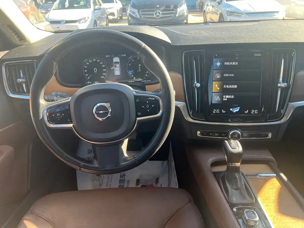 Volvo S90 — миниатюра 10
