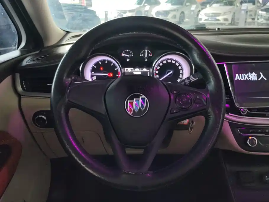 Buick Verano — миниатюра 15