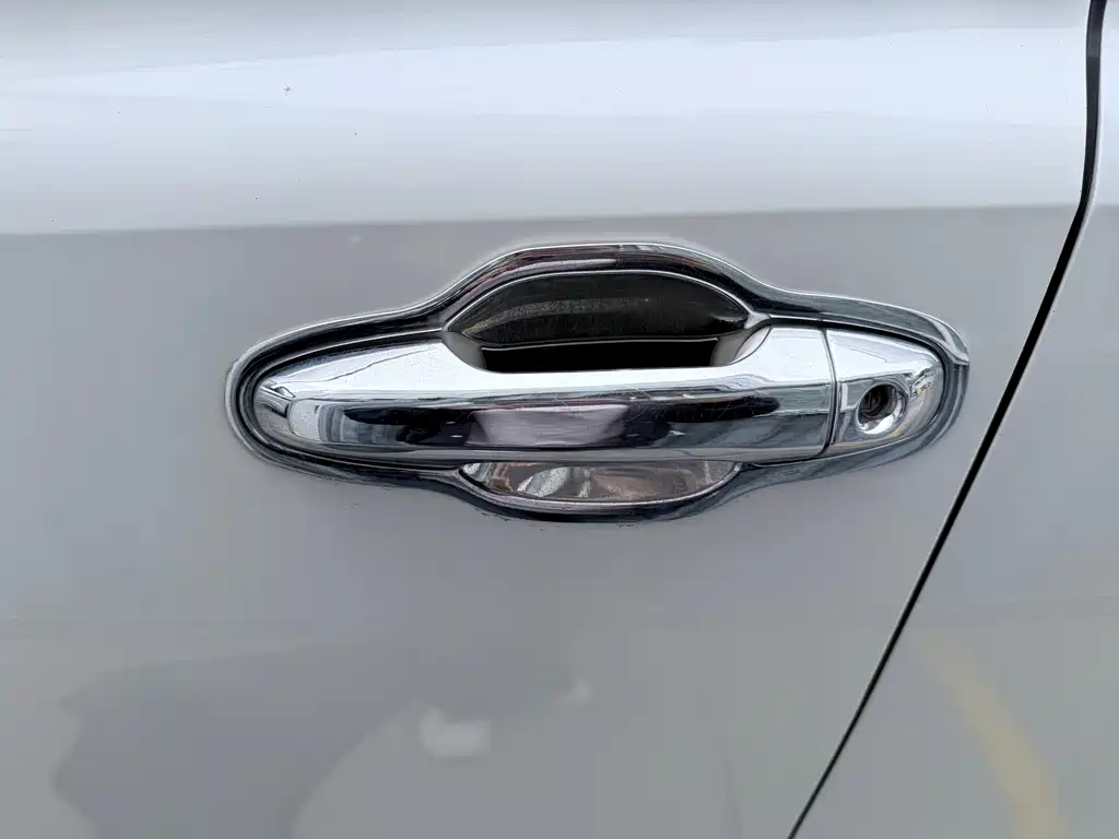 Toyota Highlander — миниатюра 7
