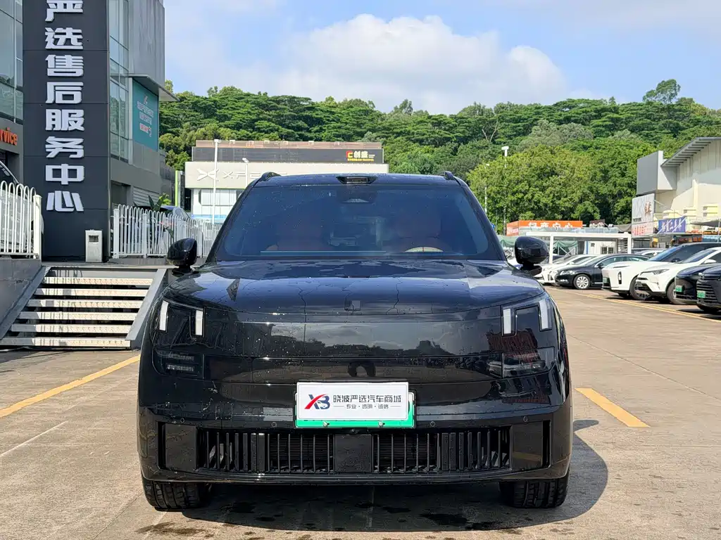 Lynk & Co 900 — миниатюра 3