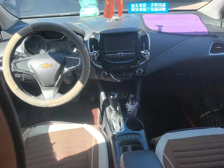 Chevrolet Cruze — миниатюра 12