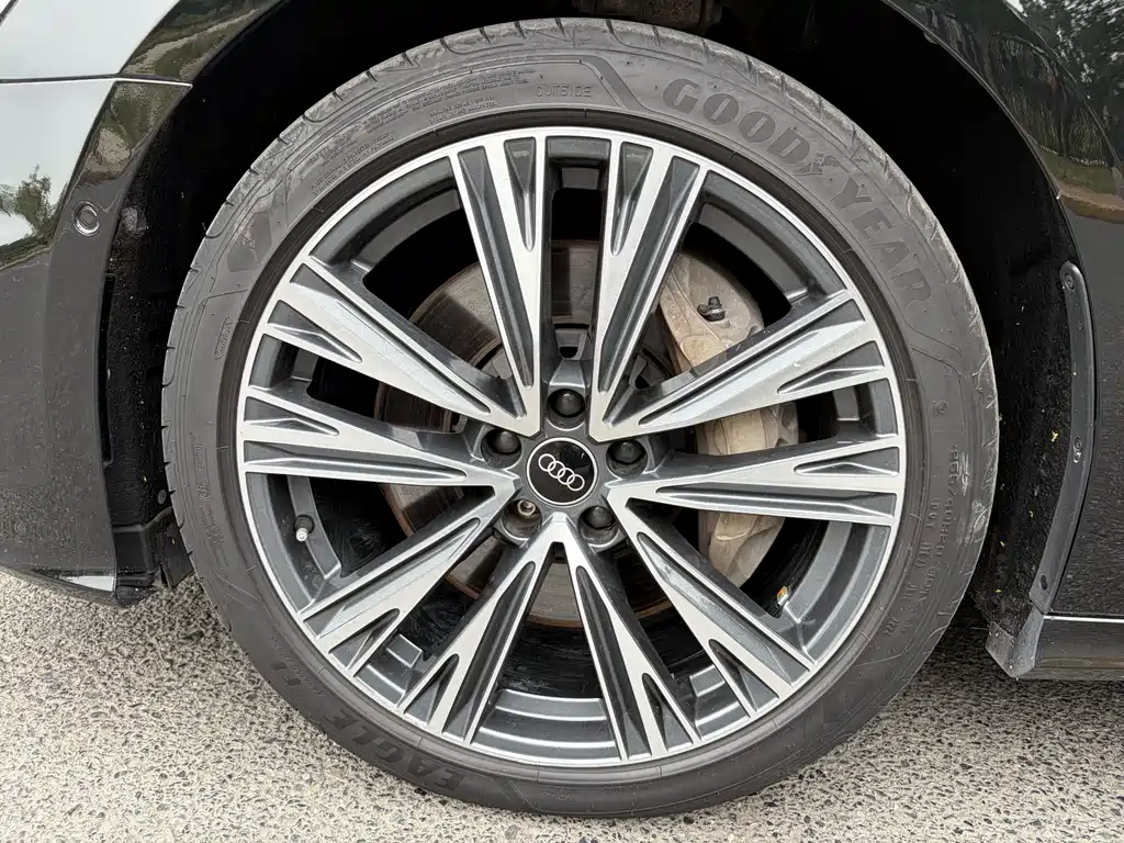 Audi A6L — миниатюра 16