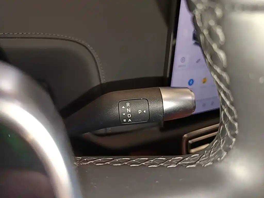 Li Auto Li L8 — миниатюра 14