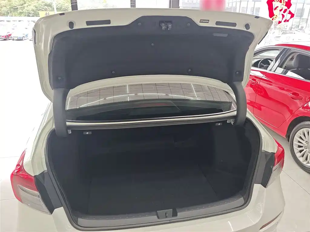 Honda Civic 2022 240TURBO CVT