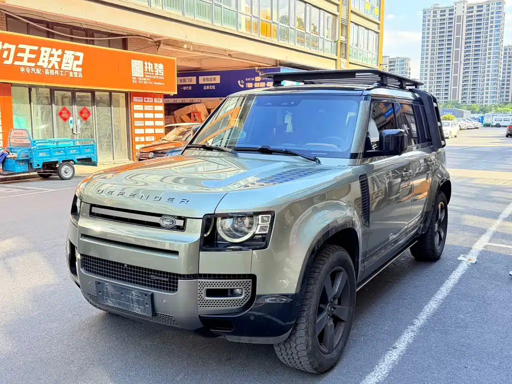 Land Rover Defender — миниатюра 3