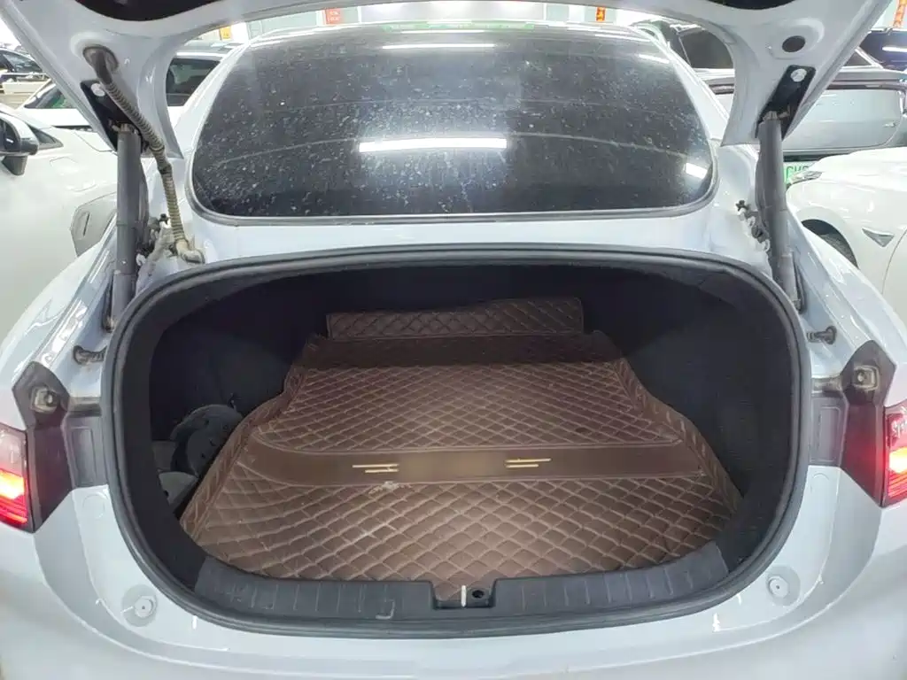 Leapmotor Leapmotor C01 — миниатюра 19