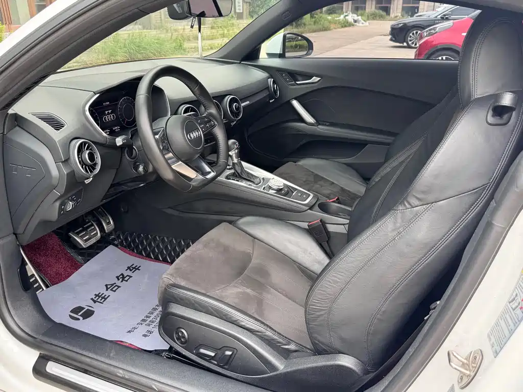 Audi TT — миниатюра 7