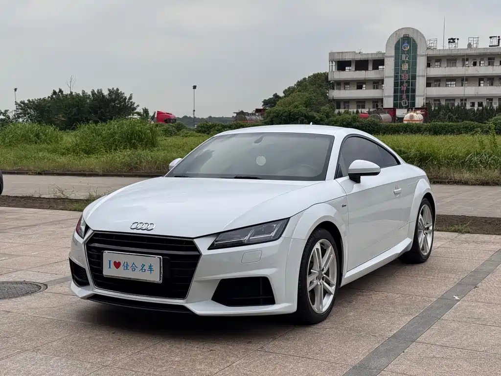 Audi TT — миниатюра 2