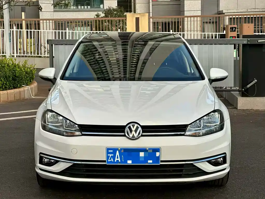 Volkswagen Golf — миниатюра 2