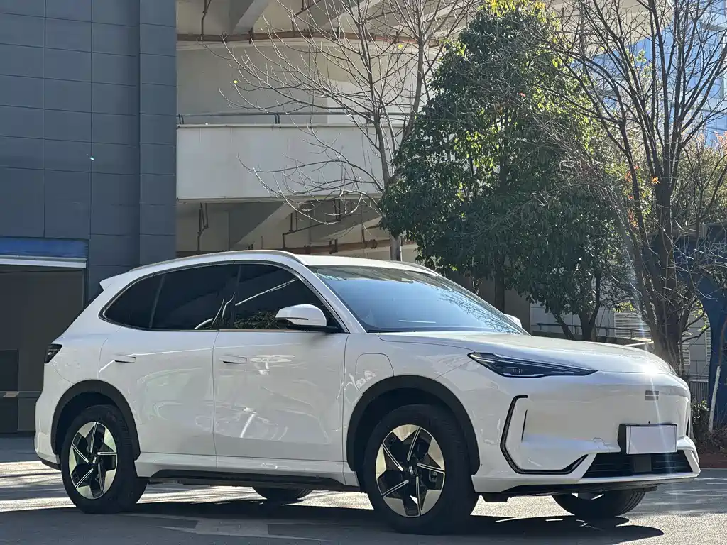 GEELY GALAXY GALAXY E5