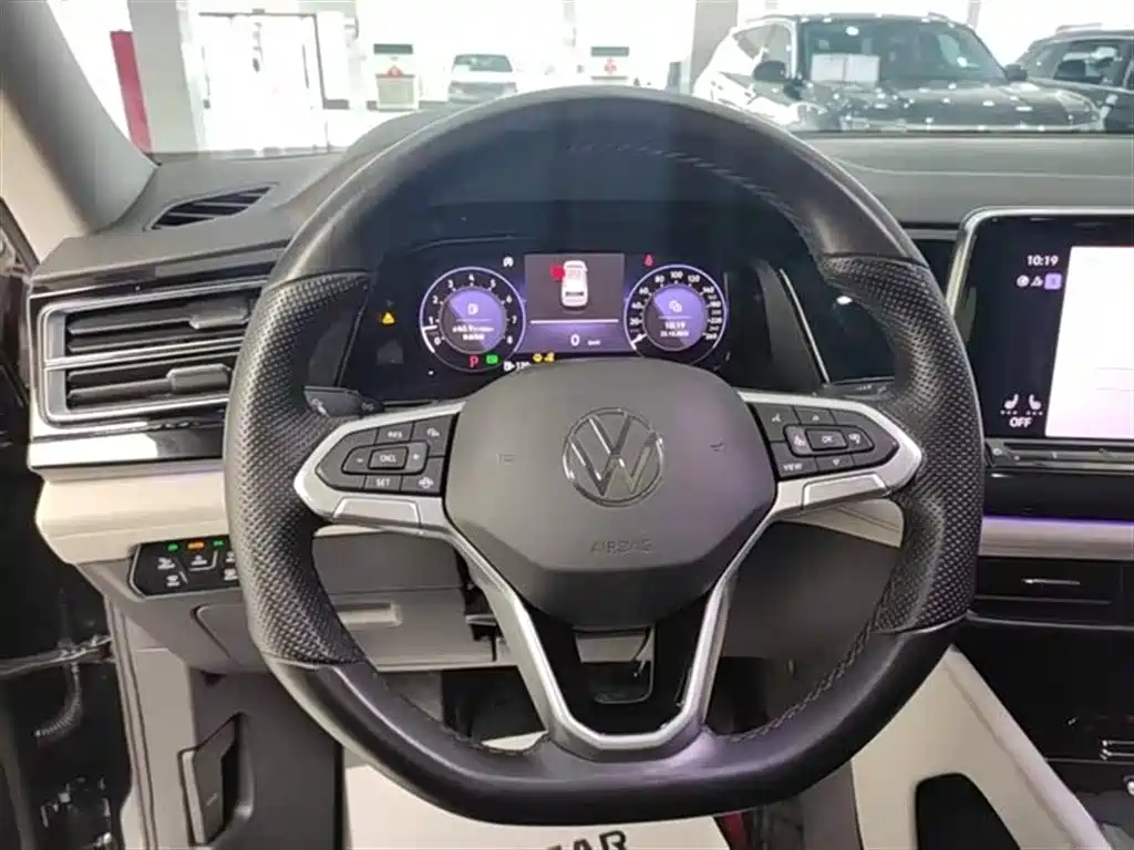 VOLKSWAGEN TOURANG