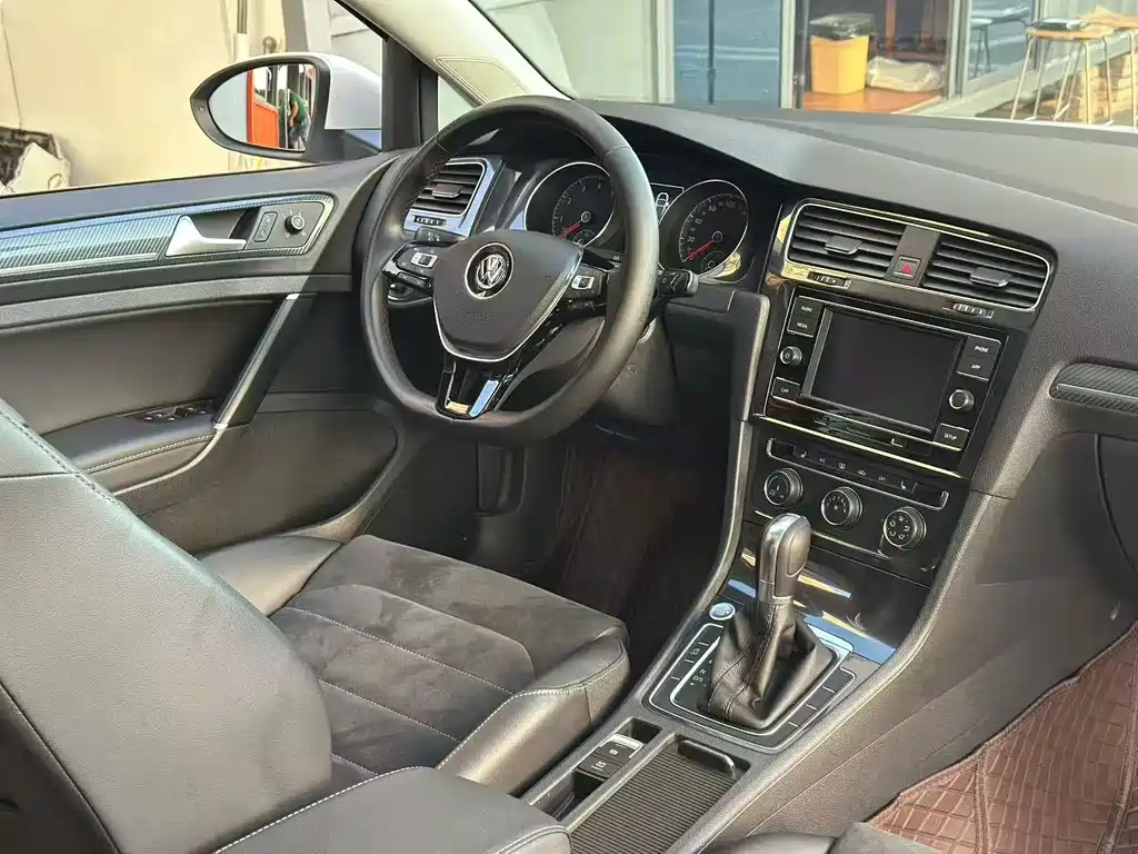 Volkswagen Golf — миниатюра 5