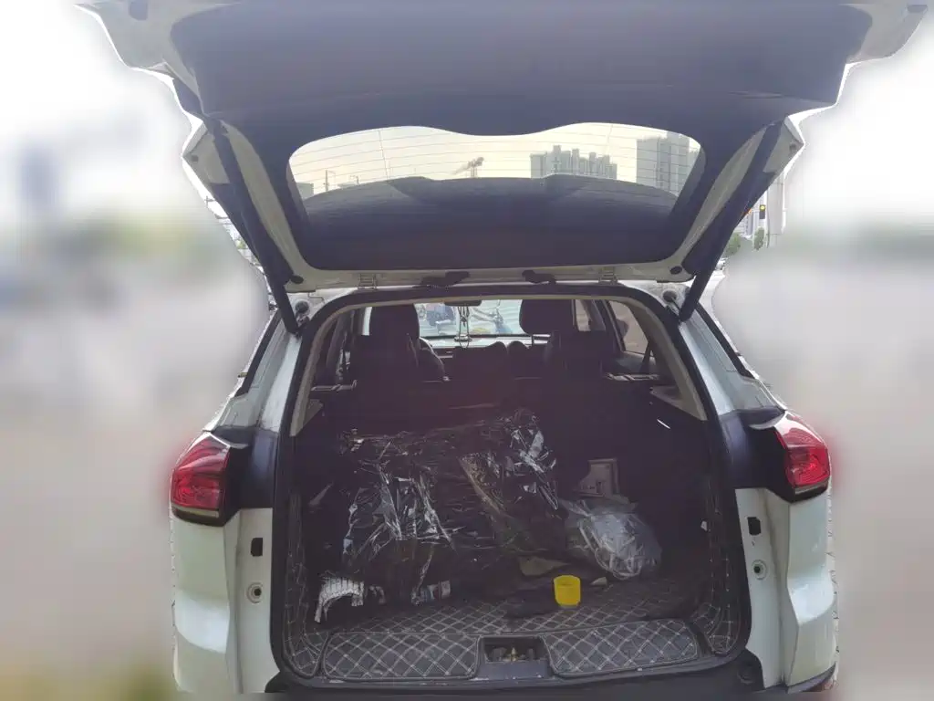 Geely Boyue — миниатюра 20