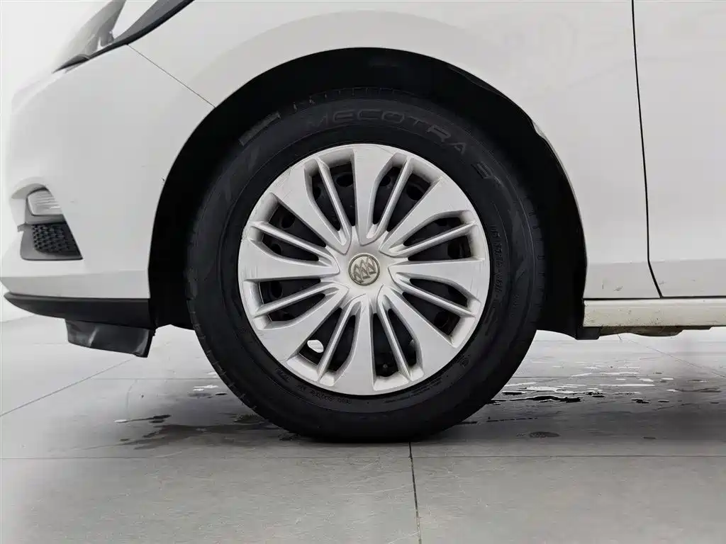 Buick Excelle — фотографии объявления, Фото 17