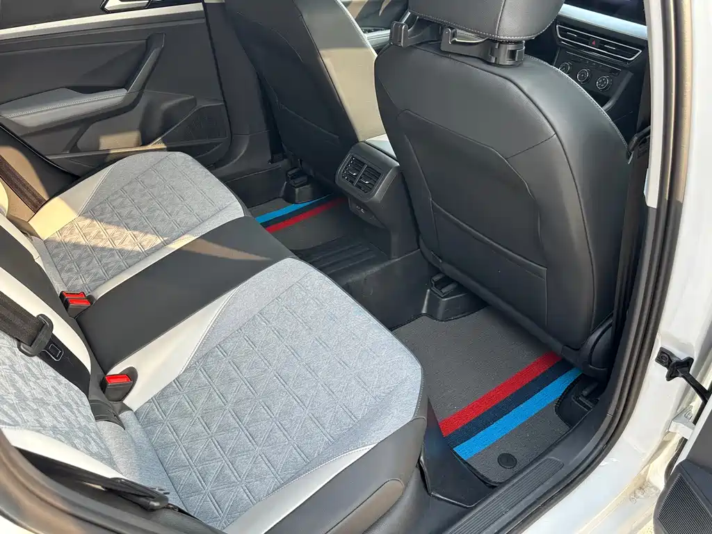Volkswagen Lavida — миниатюра 13