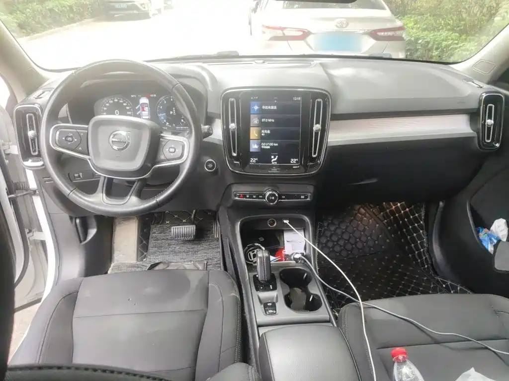 Volvo XC40 — миниатюра 13