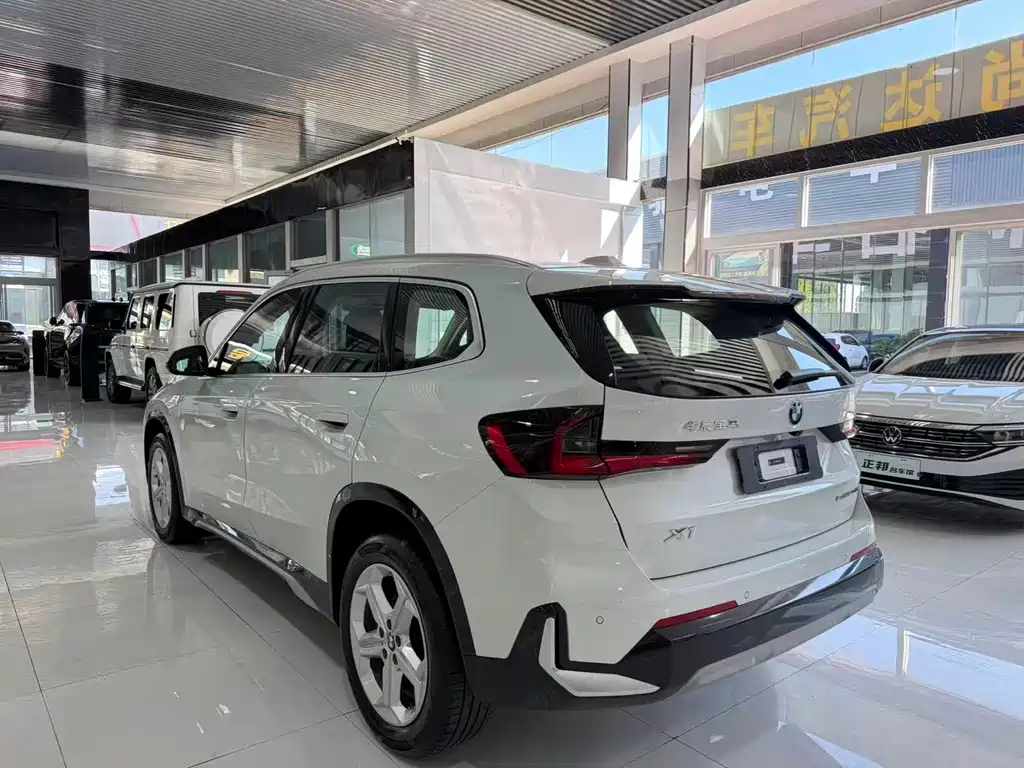 BMW X1 — миниатюра 5